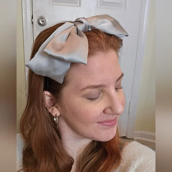 Silver-Gray Oversized Statement Bow Headband - Picture 6 of 7